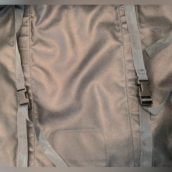 Vintage Eddie Bauer soft suitcase in classic forest green with tan leather trim - Picture 6 of 15